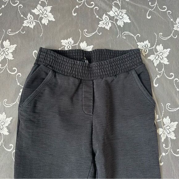Aritzia Wilfred Free Black Cropped Joggers Sz XS - Picture 2 of 9